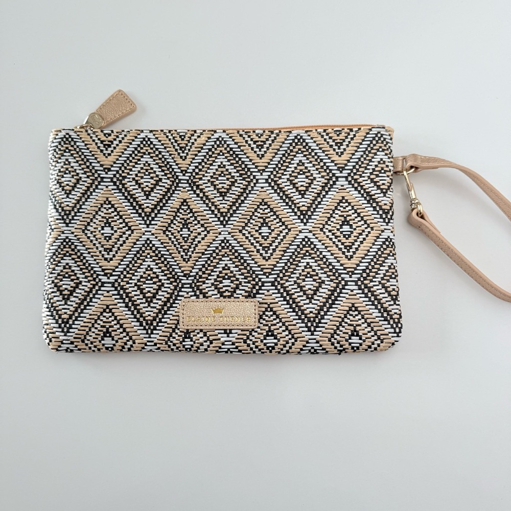 NWOT Elaine Turner Geometric Wristlet
